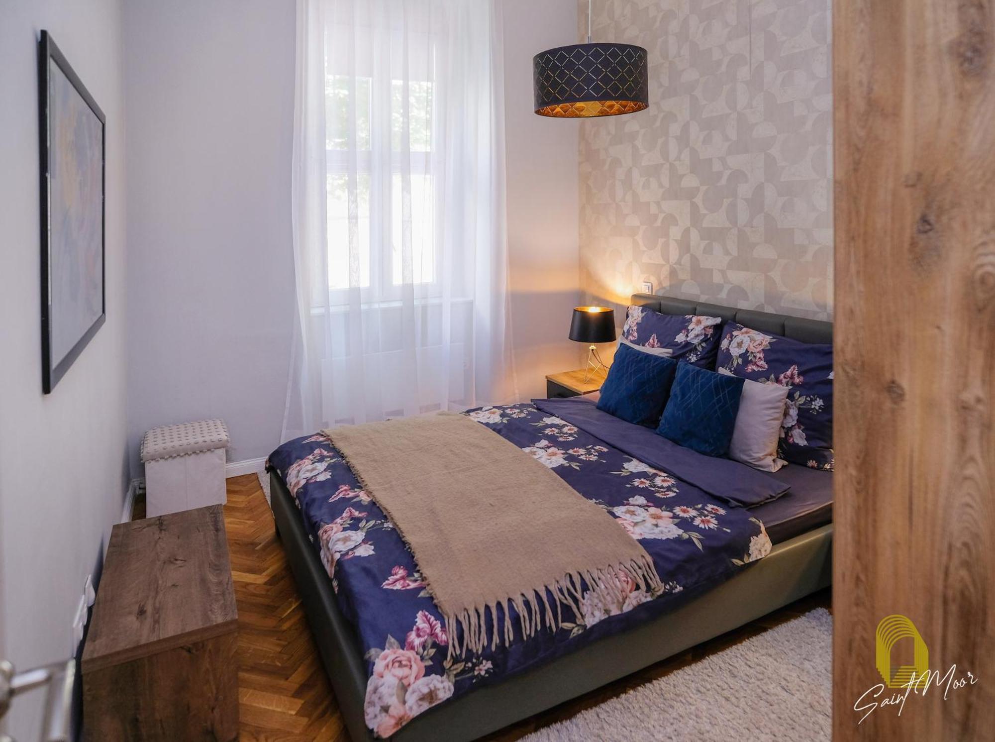 Saint Moor Suite #1 Pécs Exterior photo